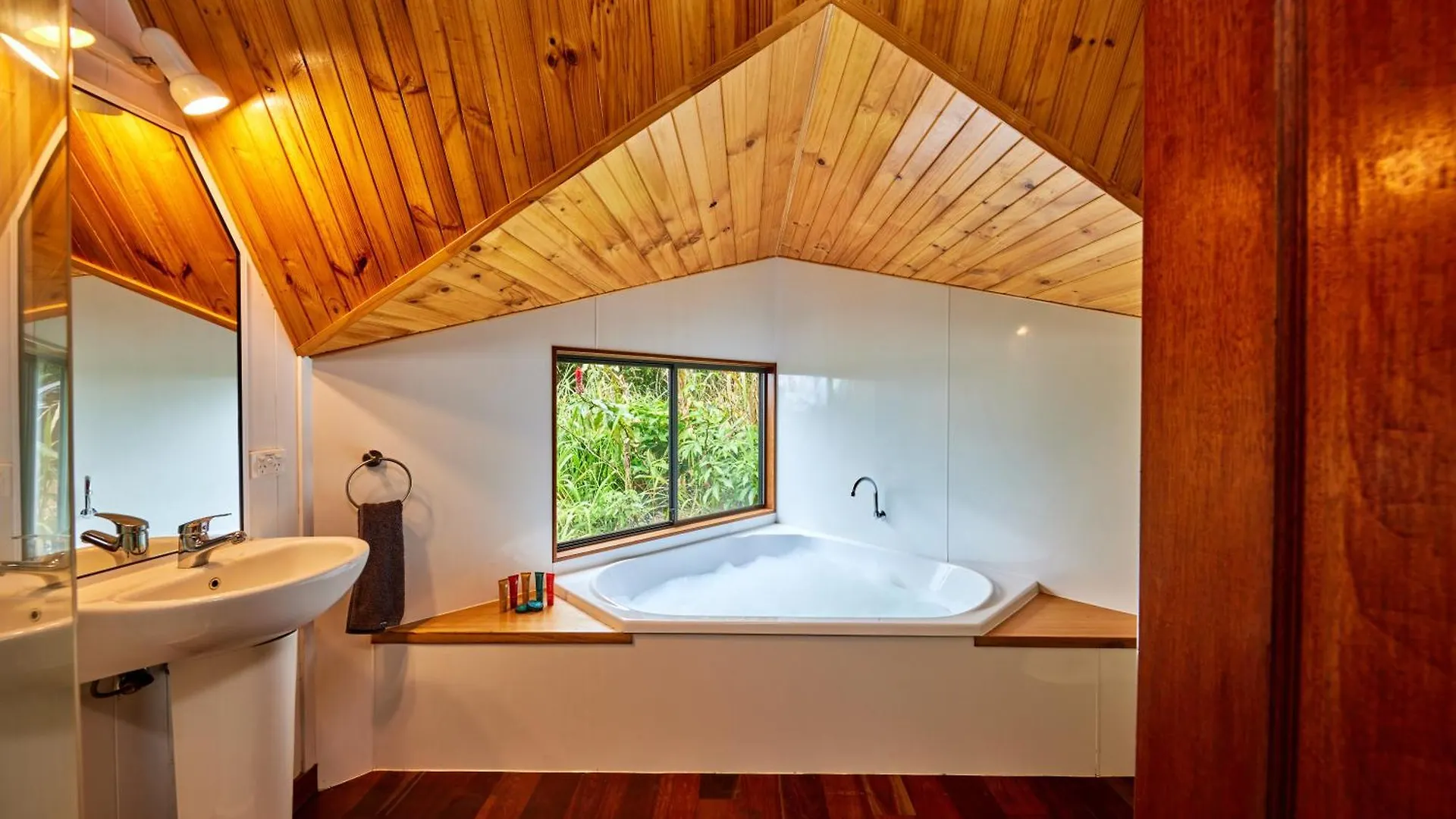 Lodge Villa Rose Gums Wilderness Retreat Butchers Creek